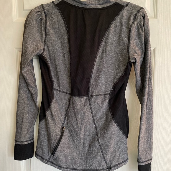 Champion quarter zip - Picture 2 of 3